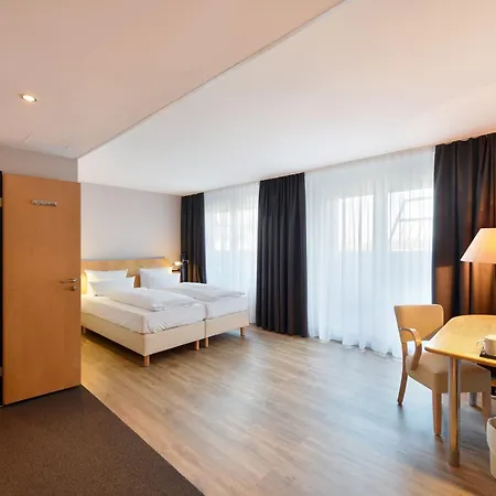Amedia Elbpromenade Hotel
