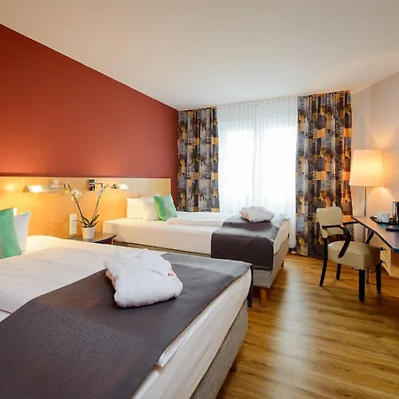 Amedia Elbpromenade Hotel 3*
