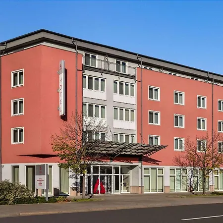 Amedia Elbpromenade Hotel Dresden