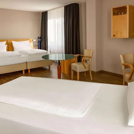 Amedia Elbpromenade Hotel
