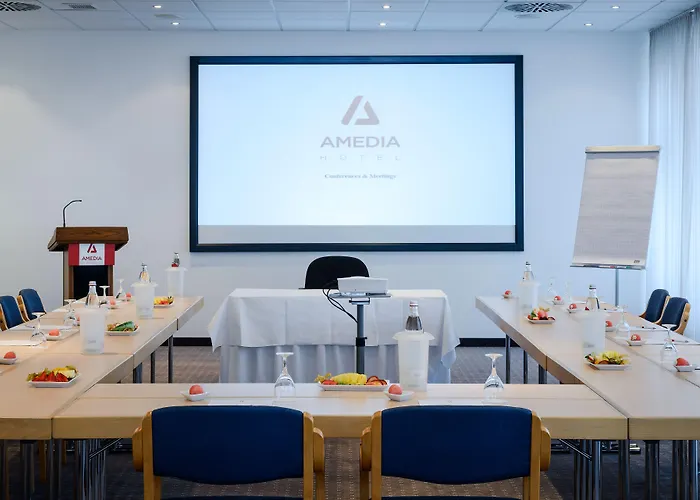 Amedia Elbpromenade, Trademark Collection By Wyndham Отель