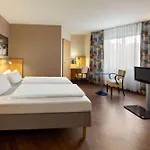 Amedia Elbpromenade, Trademark Collection By Wyndham ホテル 3*